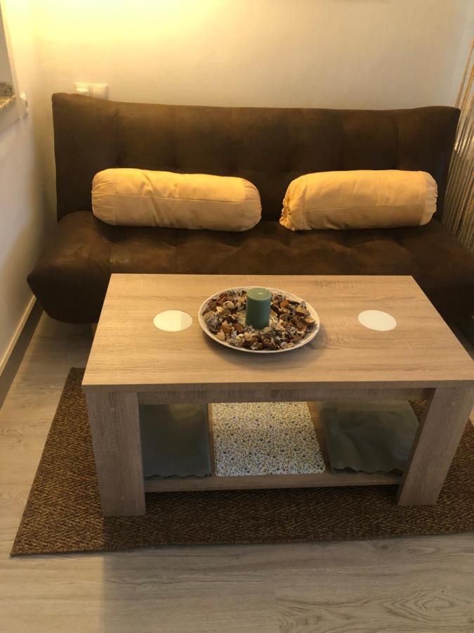 Apartamento Totalmente Reformado Con Piscina Y Jardines Al Lado De La Playa De La Carihuela ตอร์เรโมลิโนส ภายนอก รูปภาพ