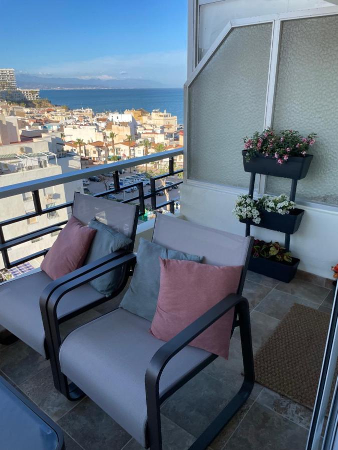 Apartamento Totalmente Reformado Con Piscina Y Jardines Al Lado De La Playa De La Carihuela ตอร์เรโมลิโนส ภายนอก รูปภาพ